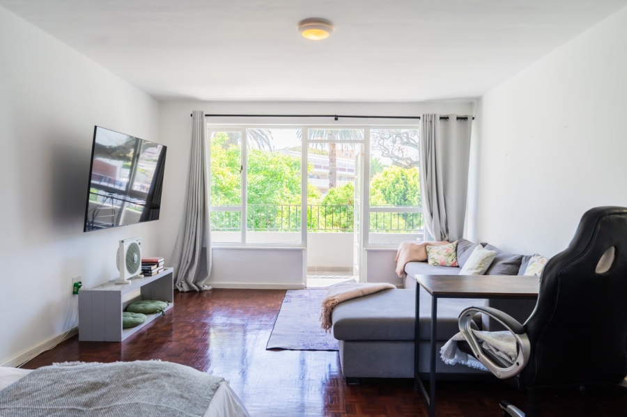 1 Bedroom Property for Sale in Wynberg Western Cape